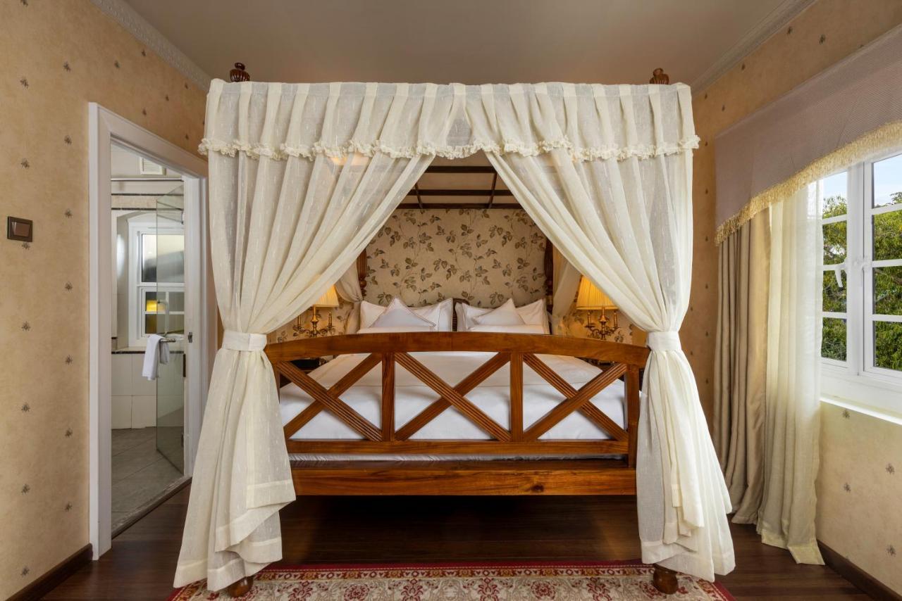 The Westbury Palace Nuwara Eliya Exterior foto